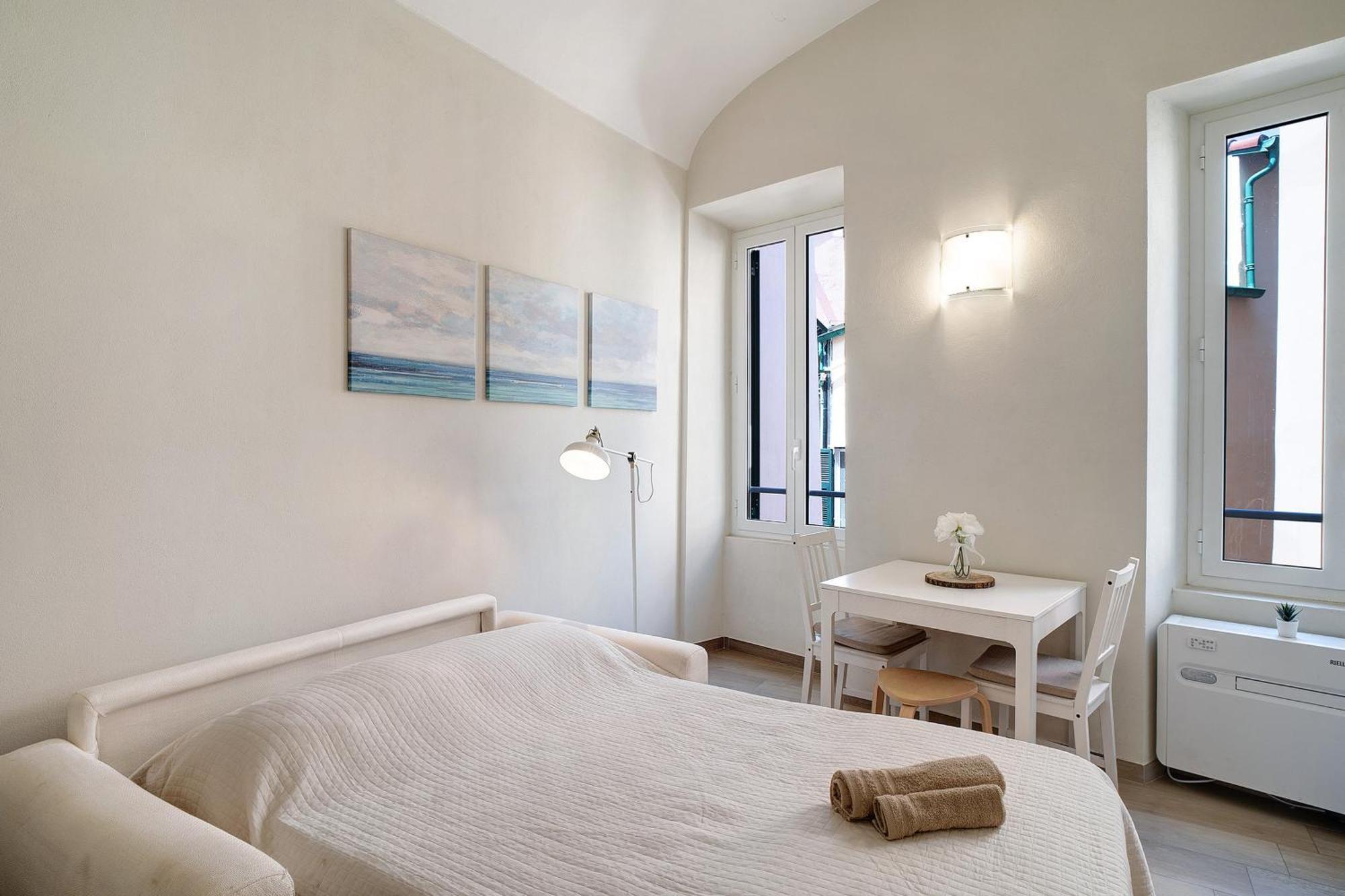 Casa Elena Lejlighed Bordighera Eksteriør billede