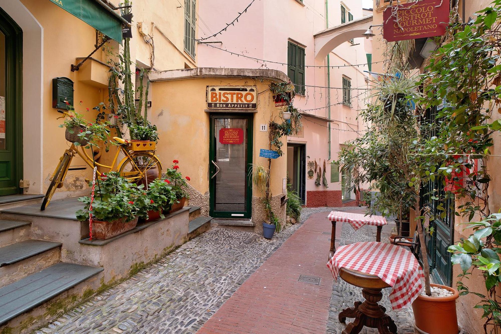 Casa Elena Lejlighed Bordighera Eksteriør billede